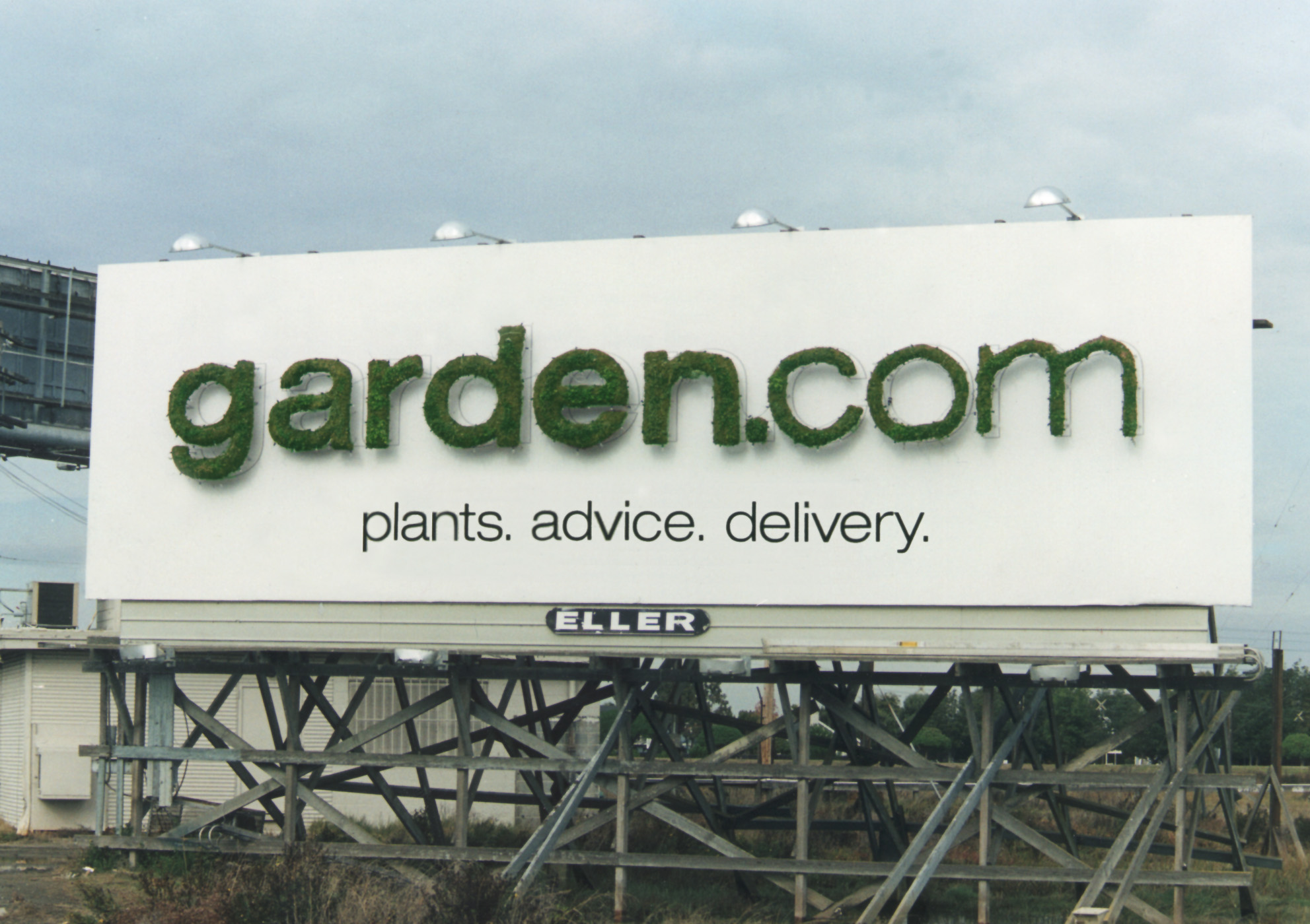 GAR_Topiary-board